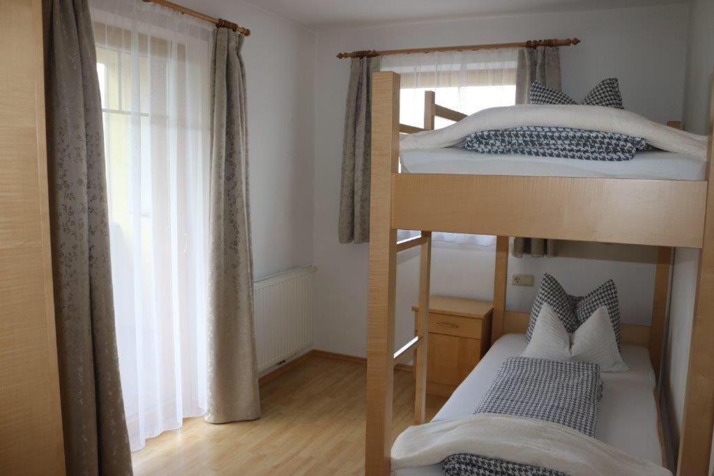 Landhaus Katharina Bis 12 Personen Mit Saunachalet Und Blick Auf Die Bergwelt Des Zillertals Hippach Kültér fotó