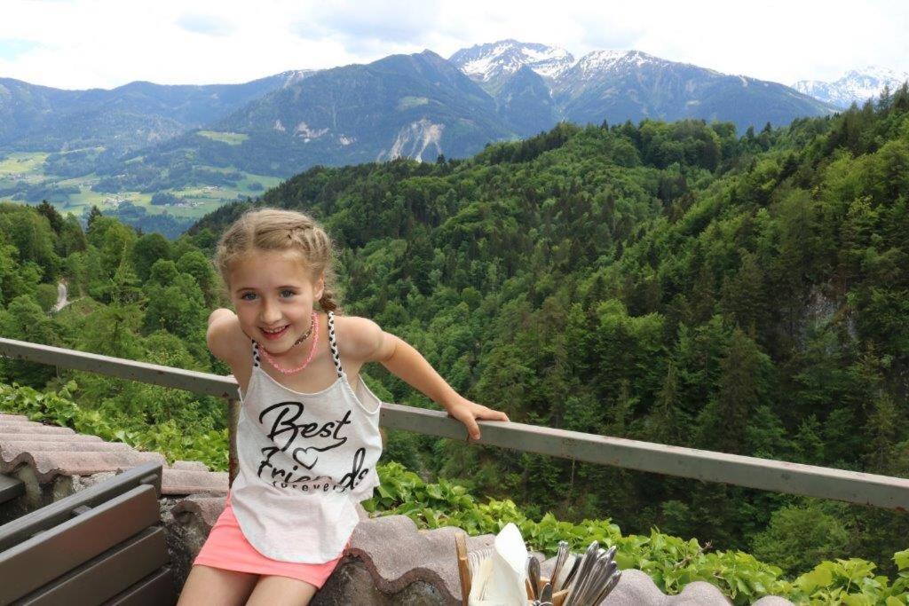 Landhaus Katharina Bis 12 Personen Mit Saunachalet Und Blick Auf Die Bergwelt Des Zillertals Hippach Kültér fotó